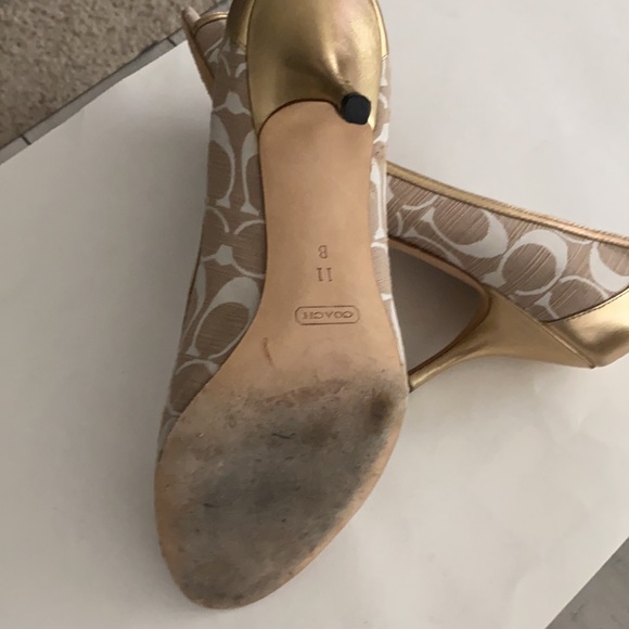 Open toe 3 in size 11  Coach heel. - Picture 3 of 4